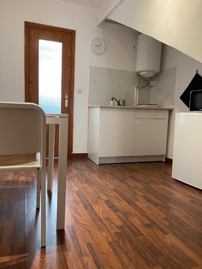 Irua Apartamentos Ronda Luaran gambar