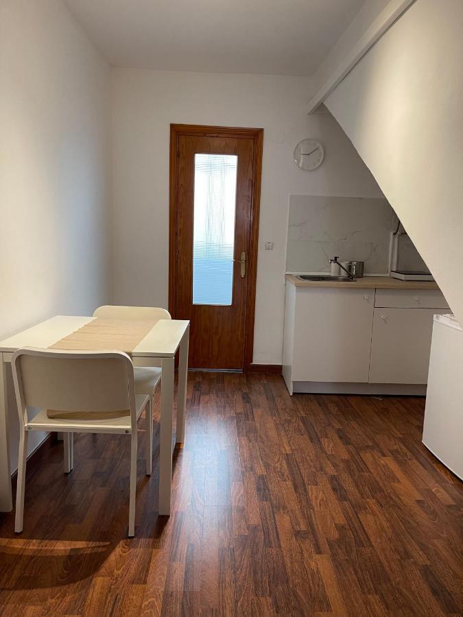 Irua Apartamentos Ronda Luaran gambar